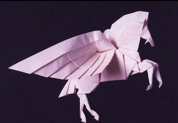 Пегас из бумаги оригами
