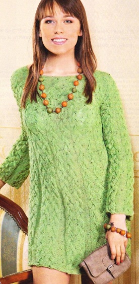зеленое вязаное платье